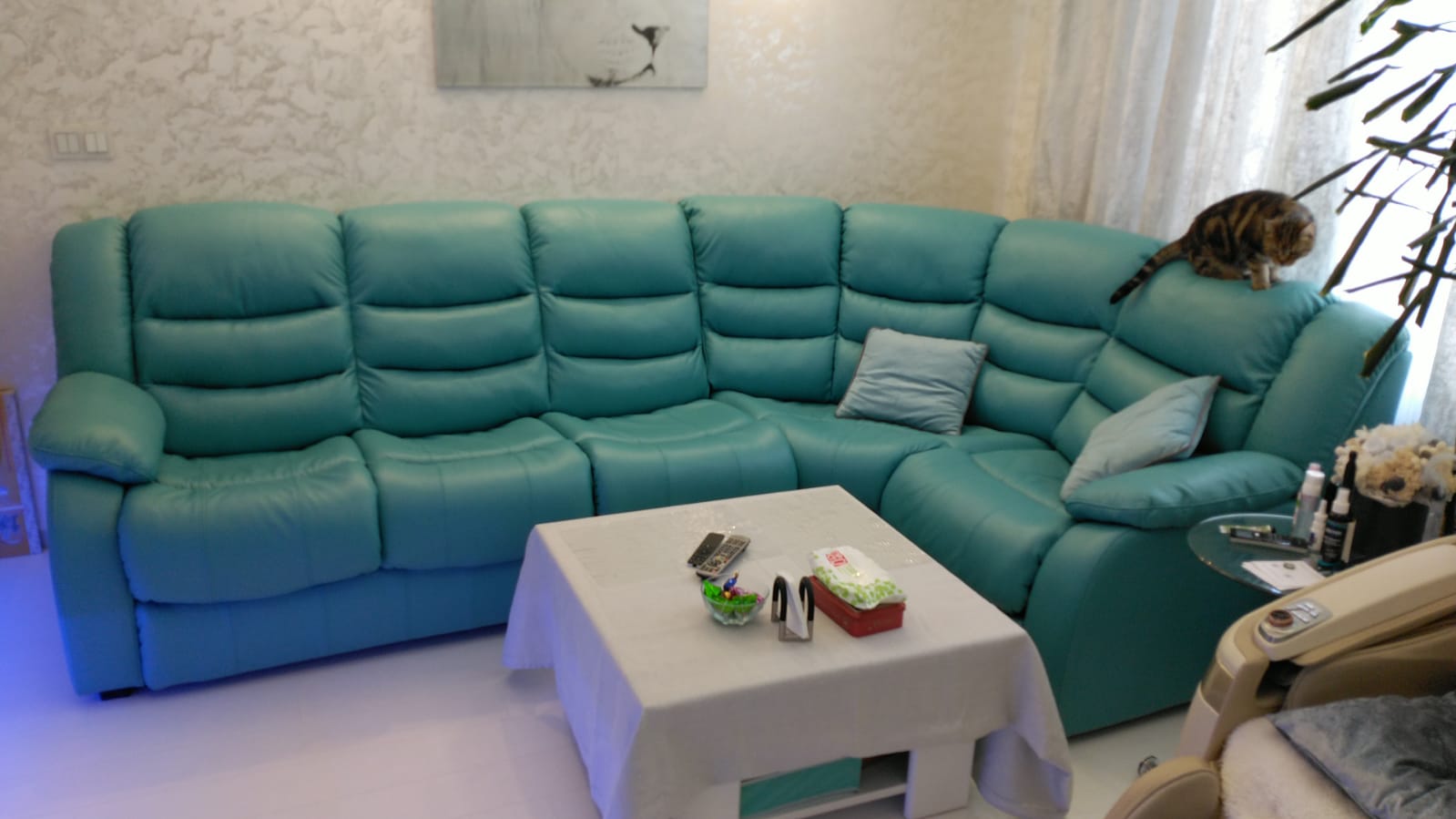 Перетяжка дивана на дому. Краснокаменск