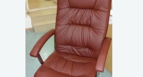 Обтяжка офисного кресла. Краснокаменск